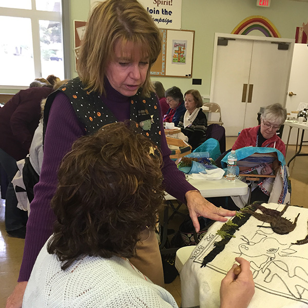 rughookingclasses3 Victorian Handworks